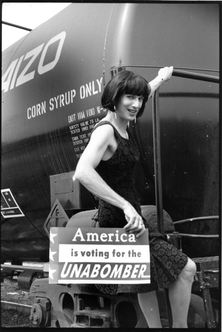 Goswell Road - Paris Ass Book Fair