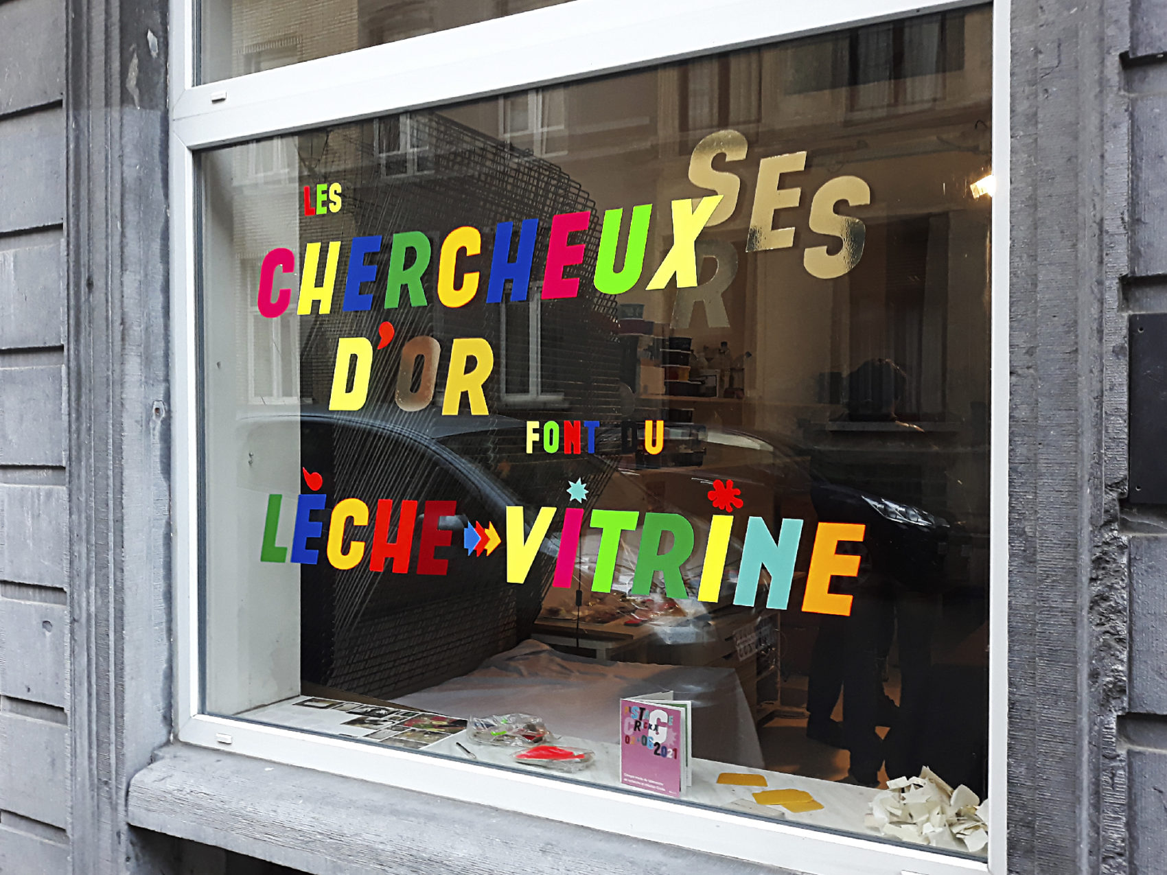 Publi Fluor : Tu me fais me sentir (très très réel) - Paris Ass Book Fair
